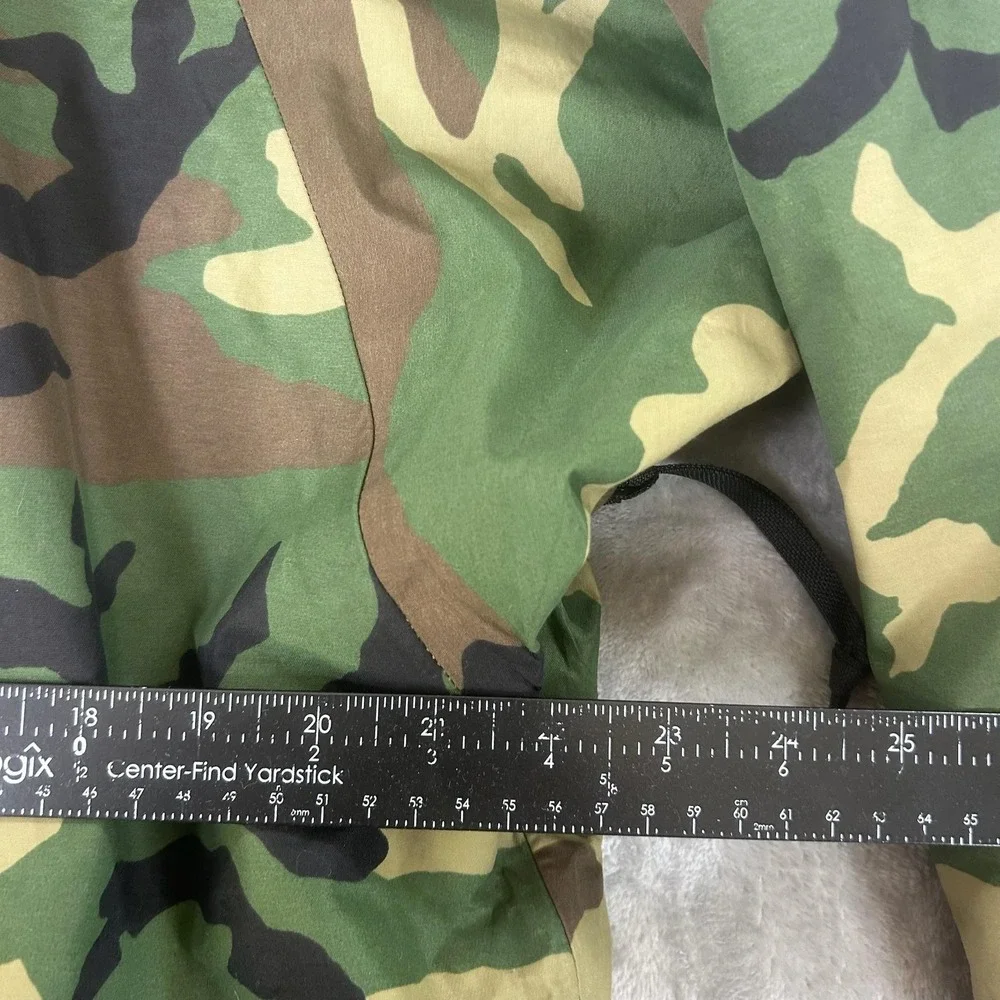 Vintage Tennier Industries Coat Mens Medium Green Camo Hooded Parka USA Military
